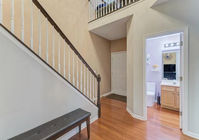 Listing Photo 5 - Condo for sale in building located at 1833 Misty Ridge Ln, Aurora, IL 60503 - Unit #0
