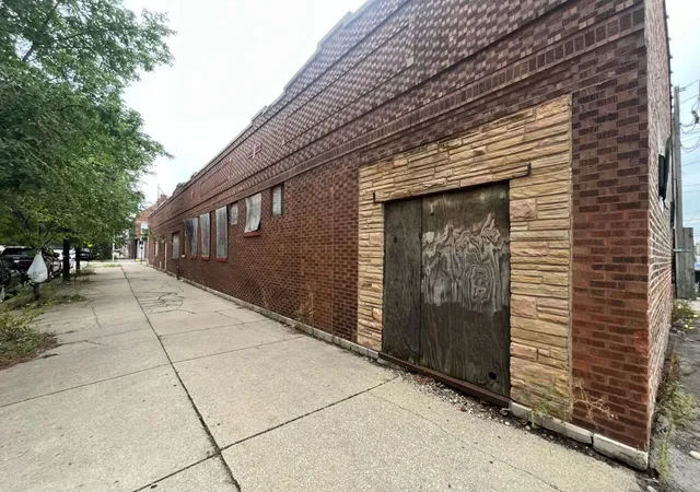 Photo 2 of Multi family home for sale at 3000 W 41st Street, Chicago, IL 60632 | MLS# 12764398 | Listing updated on 2026-09-19