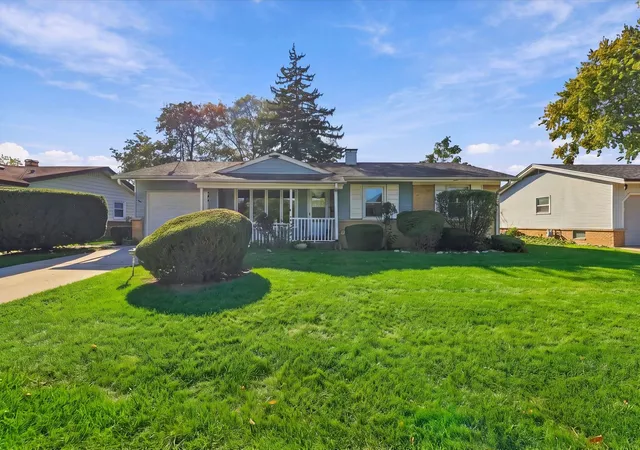 Single family home for sale at 760 Crest Ave, Elk Grove Village, IL 60007 | MLS# 12764408