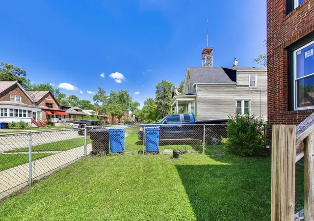 Listing Photo 5 - Condo for sale in building located at 7621 S Eggleston Ave, Chicago, IL 60620