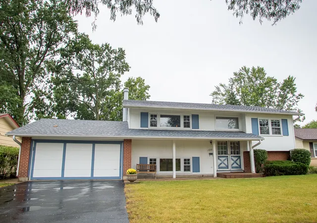 Single family home for sale at 1379 Cumberland Cir W, Elk Grove Village, IL 60007 | MLS# 12764425