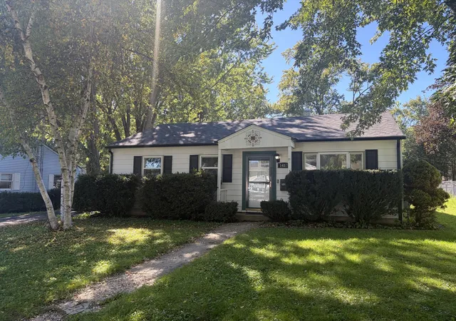 Photo 1 of Single family home for sale at 1417 Walnut Dr, Woodstock, IL 60098 | MLS# 12764430 | Listing updated on 2026-10-07