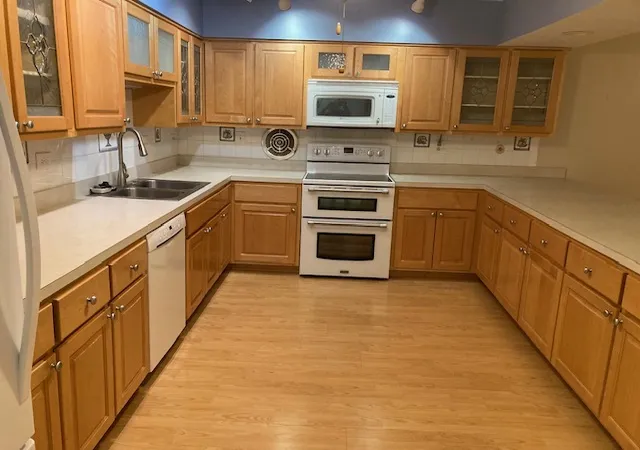Photo 3 of Condo for sale at 7319 Colony Ln #3A, Frankfort, IL 60423 | MLS# 12764435 | Listing updated on 2026-10-28