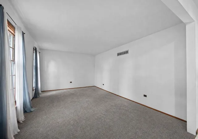 Photo 3 of Single family home for sale at 161 39th Street, Downers Grove, IL 60515 | MLS# 12764448 | Listing updated on 2026-10-27