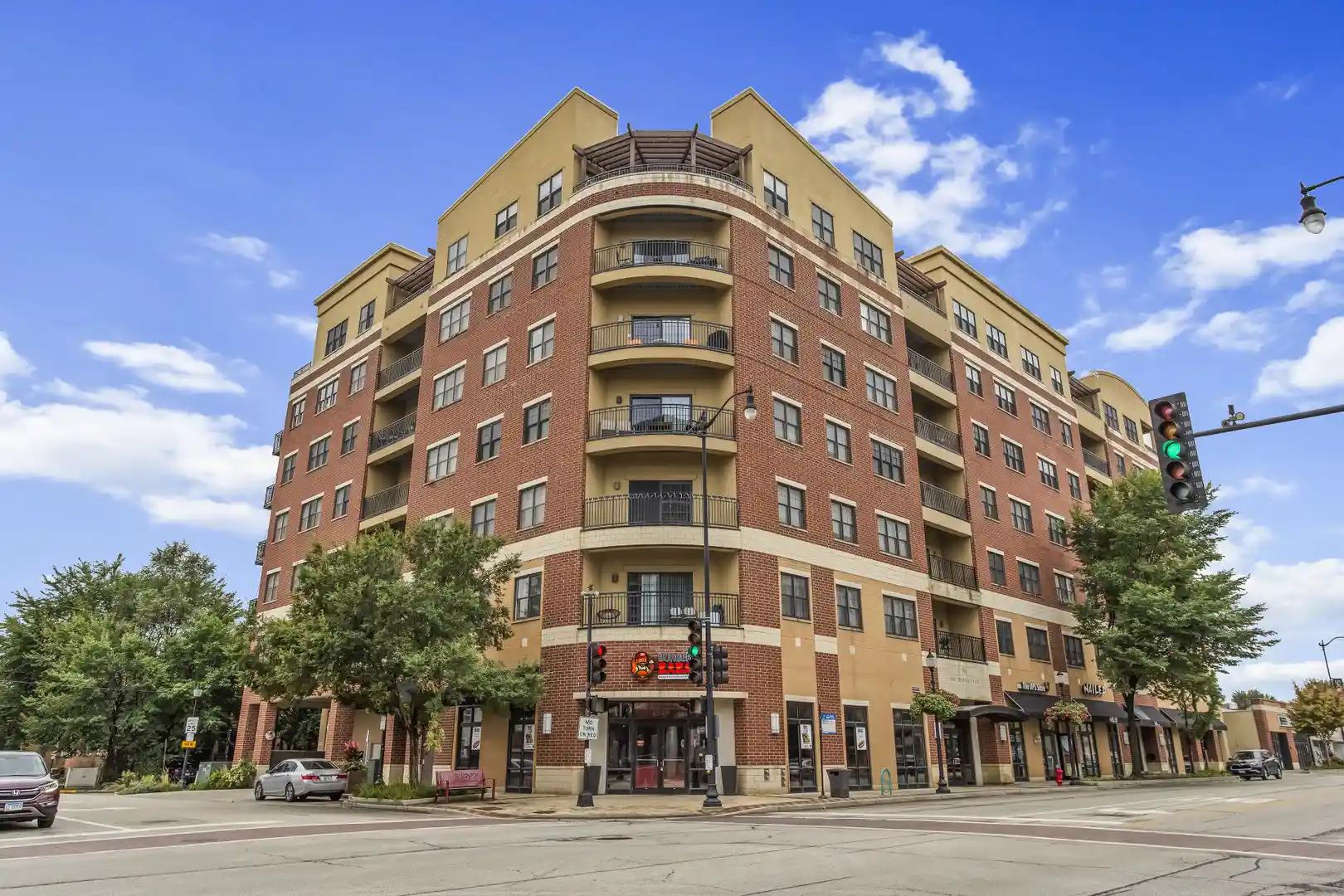Listing Photo 1 - Condo for sale in 4953 Oakton St located at 4953 Oakton St, Skokie, IL 60077 - Unit #703