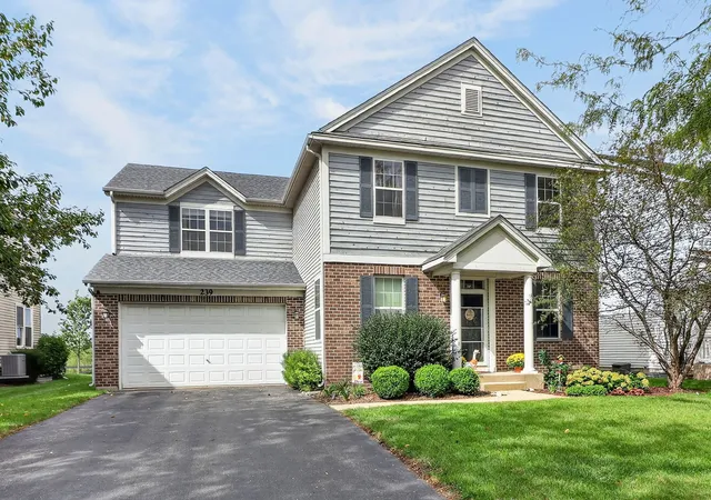 Photo 2 of Single family home for sale at 239 Bluegrass Pkwy, Oswego, IL 60543 | MLS# 12764466 | Listing updated on 2026-10-01