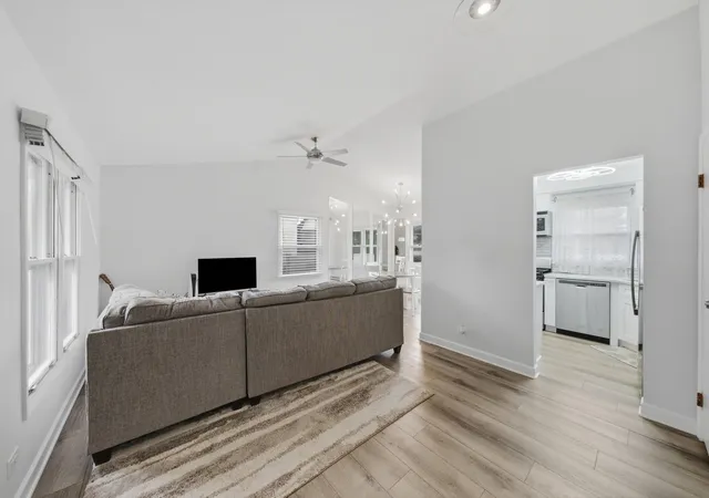 Photo 2 of Single family home for sale at 1114 Buttonwood Dr, Westmont, IL 60559 | MLS# 12764470 | Listing updated on 2026-09-19