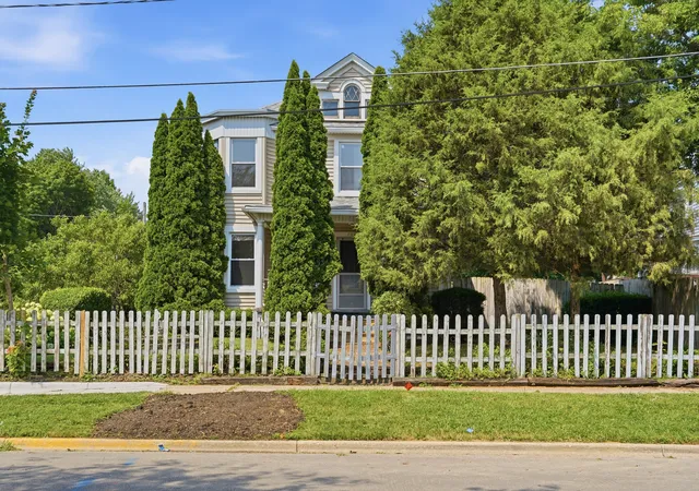 Photo 1 of Single family home for sale at 702 North Ave, Waukegan, IL 60085 | MLS# 12764474 | Listing updated on 2026-09-19