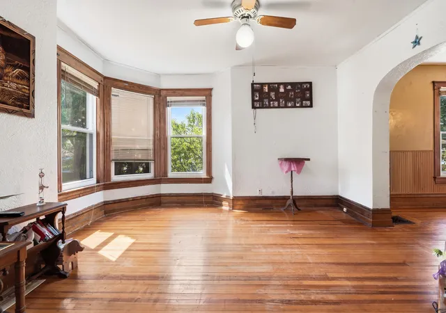 Photo 4 of Single family home for sale at 702 North Ave, Waukegan, IL 60085 | MLS# 12764474 | Listing updated on 2026-09-19