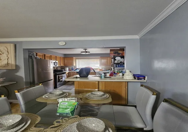Photo 3 of Condo for sale at 7247 N Hamilton Ave #1A, Chicago, IL 60645 | MLS# 12764478 | Listing updated on 2026-10-19