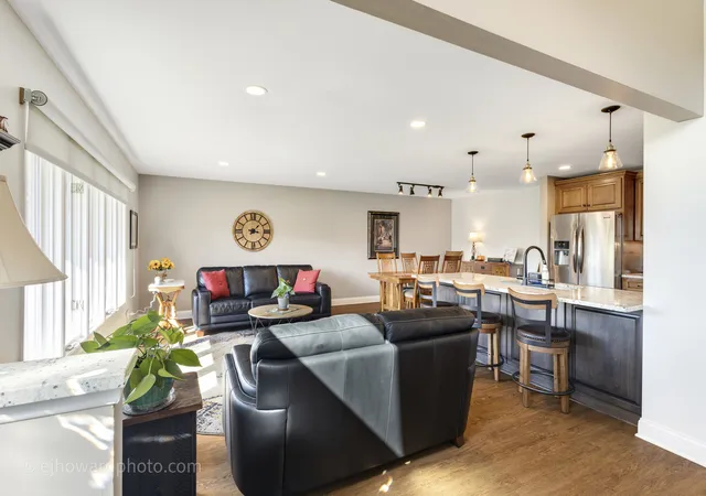 Photo 4 of Townhouse for sale at 18249 Oregon Ln, Orland Park, IL 60467 | MLS# 12764483 | Listing updated on 2026-10-07