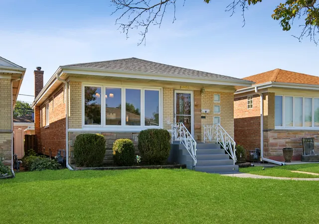 Single family home for sale at 6905 W Leland Ave, Harwood Heights, IL 60706 | MLS# 12764527