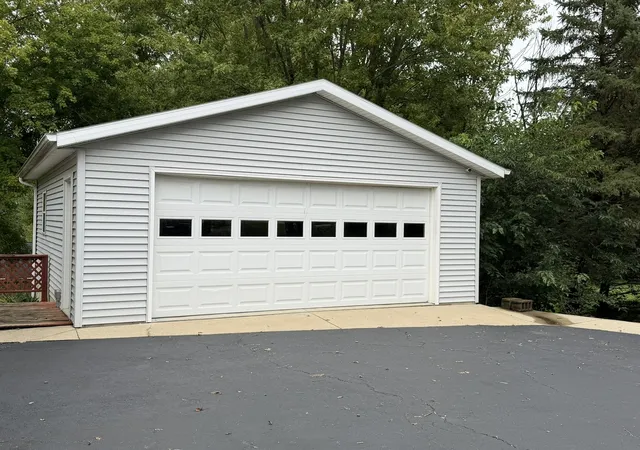 Photo 54 of Single family home for sale at 2472 W Red Oak Rd, Freeport, IL 61032 | MLS# 12764542 | Listing updated on 2026-10-27