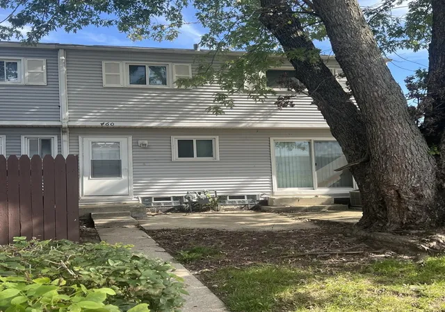 Photo 21 of Townhouse for sale at 460 Mallview Ln, Bolingbrook, IL 60440 | MLS# 12764552 | Listing updated on 2026-10-07