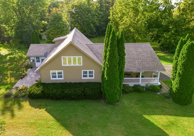 Photo 3 of Single family home for sale at 27665 Schafer Rd, Clare, IL 60111 | MLS# 12764558 | Listing updated on 2026-10-01