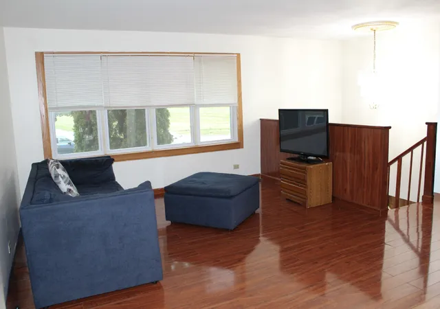Photo 3 of Single family home for sale at 409 E Cherry Hl, Addison, IL 60101 | MLS# 12764560 | Listing updated on 2026-09-24