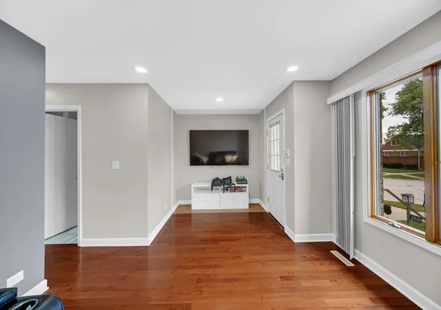 Photo 3 of Single family home for sale at 3501 Sarah St, Franklin Park, IL 60131 | MLS# 12764562 | Listing updated on 2026-09-20