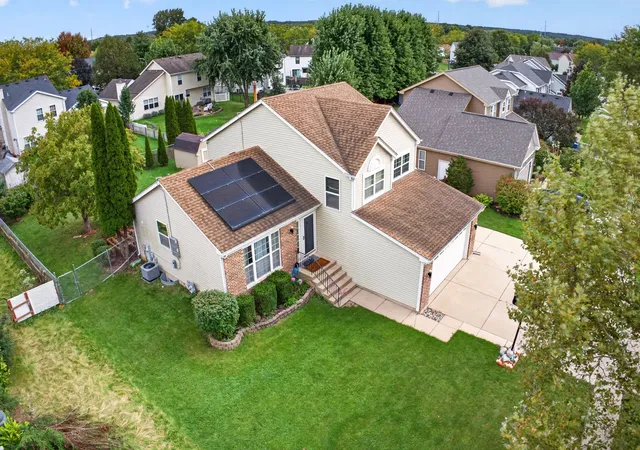 Photo 3 of Single family home for sale at 353 Valley Frg Ave, South Elgin, IL 60177 | MLS# 12764567 | Listing updated on 2026-09-22