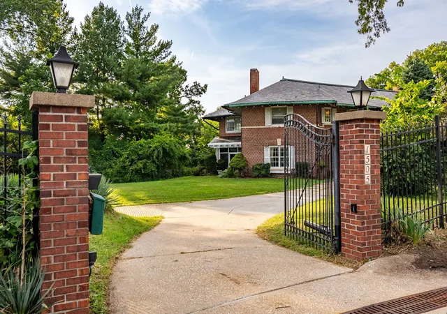 Single family home for sale at 1505 19th Avenue, Rock Island, IL 61201 | MLS# 12764573