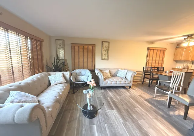 Photo 2 of Single family home for sale at 955 Silver Lake Rd, Cary, IL 60013 | MLS# 12764574 | Listing updated on 2026-10-07