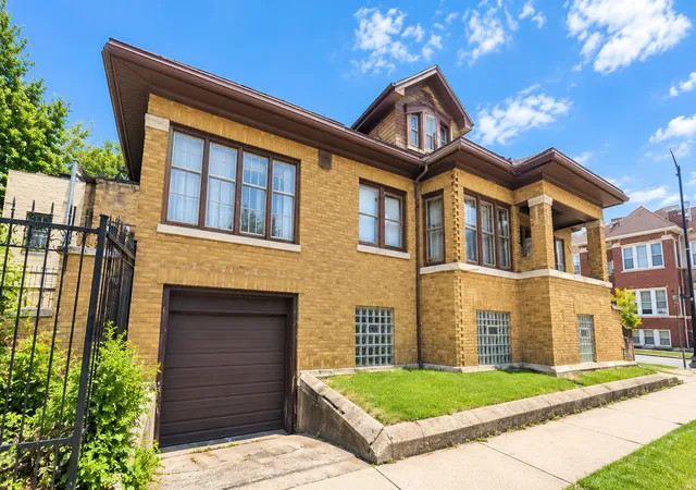 Photo 2 of Sale Pending at 1435 W Marquette Rd, Chicago, IL 60636 | MLS# 12764587 | Listing updated on 2026-10-07