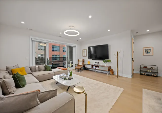 Photo 3 of Condo for sale at (Undisclosed), Chicago, IL 60607 | MLS# 12764615 | Listing updated on 2026-09-25