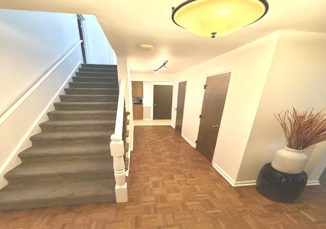 Photo 3 of Single family home for sale at 3037 Kathleen Ln, Flossmoor, IL 60422 | MLS# 12764622 | Listing updated on 2026-10-16