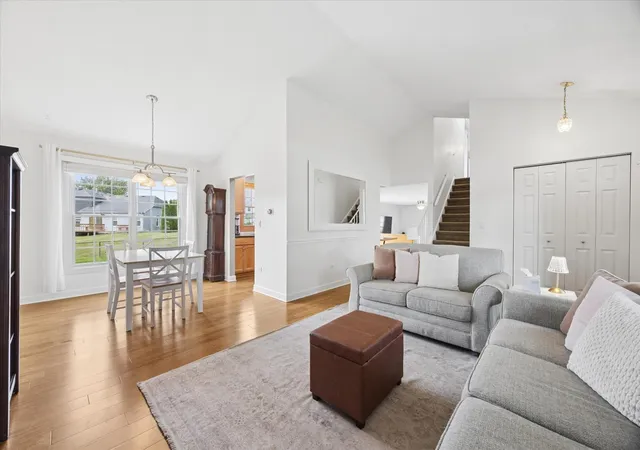 Photo 2 of Single family home for sale at 2174 Stirrup Ln, Wheaton, IL 60189 | MLS# 12764640 | Listing updated on 2026-09-27