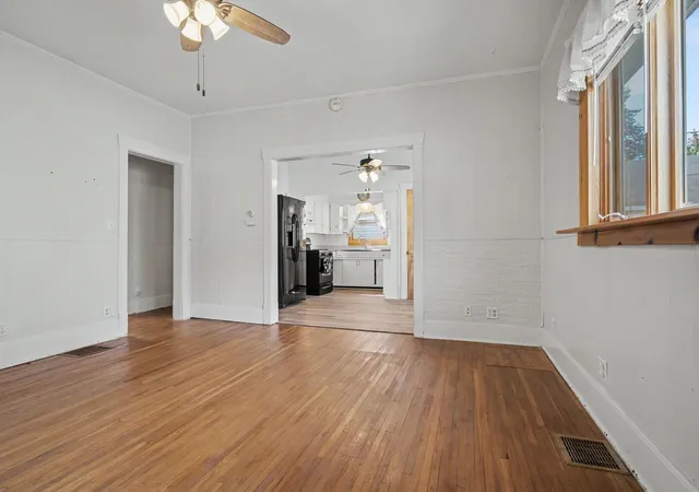 Photo 3 of Single family home for sale at 312 E South St, Clinton, IL 61727 | MLS# 12764641 | Listing updated on 2026-10-06