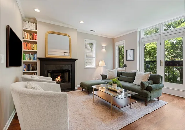 Photo 3 of Condo for sale at 3035 N Seminary Ave #2, Chicago, IL 60657 | MLS# 12764648 | Listing updated on 2026-09-23