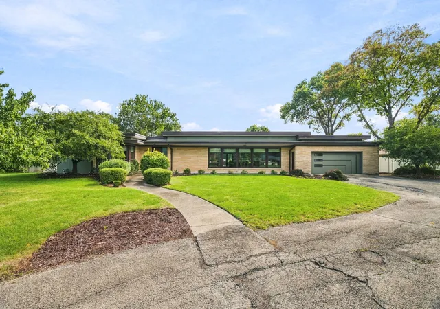 Single family home for sale at 1100 Buell Ave, Joliet, IL 60435 | MLS# 12764663
