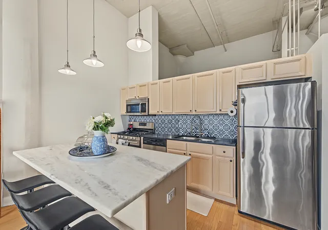 Photo 4 of Condo for sale at 1524 S Sangamon St #704S, Chicago, IL 60608 | MLS# 12764670 | Listing updated on 2026-09-22