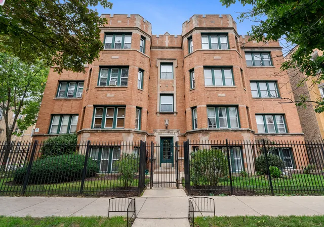 Condo for sale at 6304 N Claremont Ave #2, Chicago, IL 60659 | MLS# 12764695