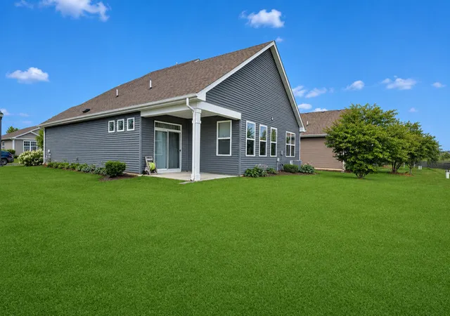 Photo 3 of Single family home for sale at 2371 Cannon Dr, Pingree Grove, IL 60140 | MLS# 12764697 | Listing updated on 2026-09-26