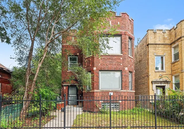 Photo 1 of Multi family home for sale at 6931 S Woodlawn Ave, Chicago, IL 60637 | MLS# 12764712 | Listing updated on 2026-09-29