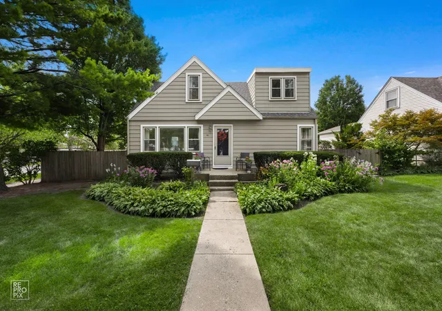 Photo 1 of Single family home for sale at 69 E Medill Ave, Northlake, IL 60164 | MLS# 12764717 | Listing updated on 2026-09-24