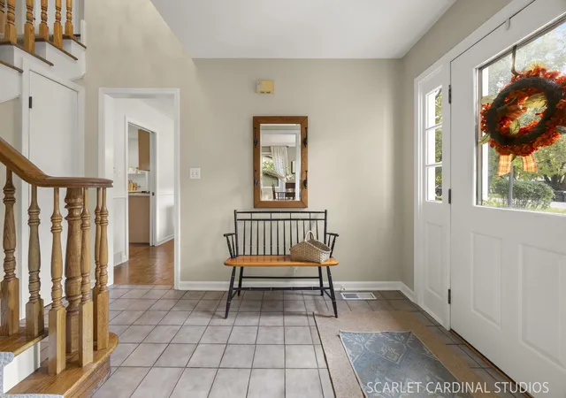 Photo 2 of Single family home for sale at 4n057 Thornapple Rd, St. Charles, IL 60174 | MLS# 12764724 | Listing updated on 2026-10-22