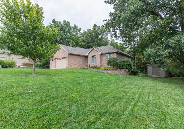 Photo 2 of Sale Pending at 2339 Amelia Dr, Princeton, IL 61356 | MLS# 12764725 | Listing updated on 2026-09-28