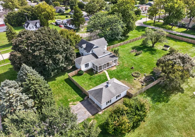 Photo 2 of Single family home for sale at 404 S 3rd Street, Malta, IL 60150 | MLS# 12764730 | Listing updated on 2026-10-05