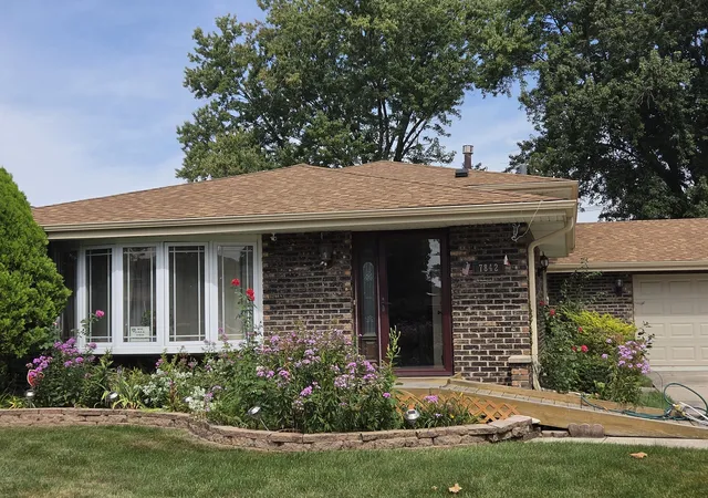 Photo 3 of Single family home for sale at 7842 W 101st Place, Palos Hills, IL 60465 | MLS# 12764731 | Listing updated on 2026-09-23