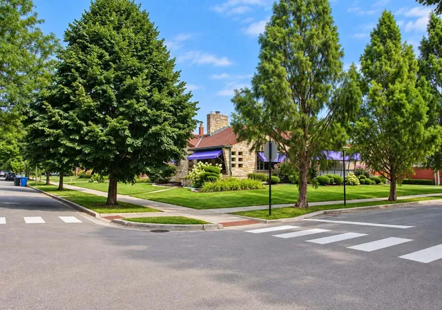 Photo 2 of Single family home for sale at 9357 S Bell Ave, Chicago, IL 60643 | MLS# 12764738 | Listing updated on 2026-09-20