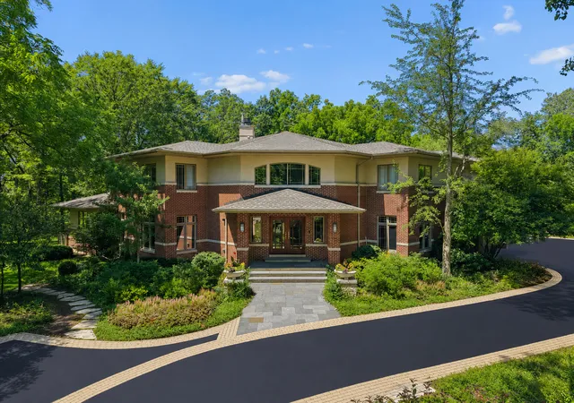 Photo 1 of Mansion for sale at 200 Glenwood Rd, Lake Forest, IL 60045 | MLS# 12764742 | Listing updated on 2026-09-26