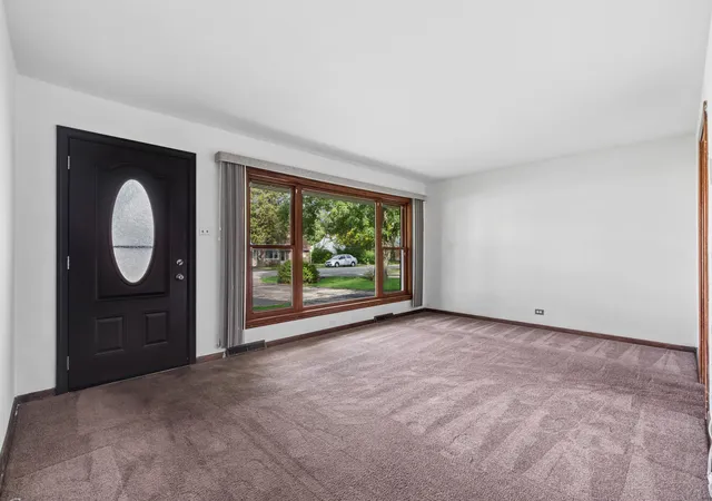 Photo 3 of Single family home for sale at 11325 S Nashville Ave, Worth, IL 60482 | MLS# 12764773 | Listing updated on 2026-09-28