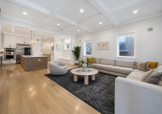 Photo 3 of Condo for sale at 2745 N Greenview Ave #1, Chicago, IL 60614 | MLS# 12764776 | Listing updated on 2026-09-23