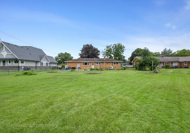 Photo 2 of Single family home for sale at 1708 60th Street, La Grange Highlands, IL 60525 | MLS# 12764794 | Listing updated on 2026-10-03
