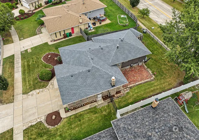 Photo 2 of Single family home for sale at 17325 Locust Ave, Tinley Park, IL 60487 | MLS# 12764803 | Listing updated on 2026-09-21