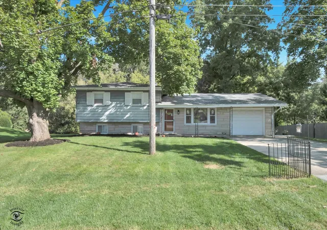 Photo 1 of Single family home for sale at 509 Old Hickory Rd, New Lenox, IL 60451 | MLS# 12764810 | Listing updated on 2026-10-04