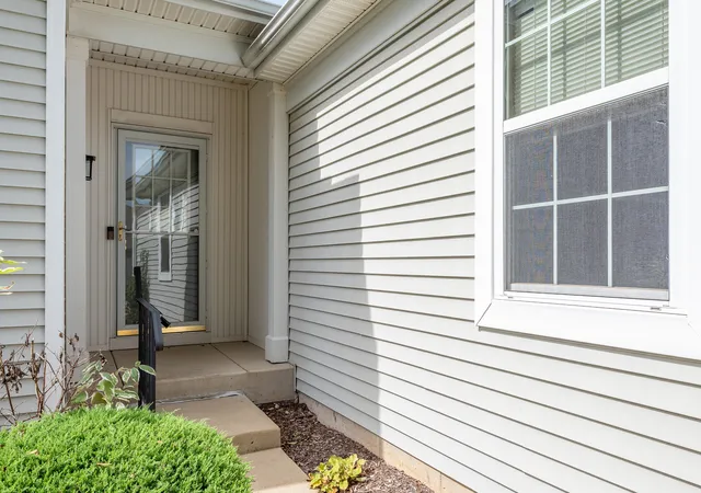 Photo 1 of Single family home for sale at 313 Prideland Dr, Shorewood, IL 60404 | MLS# 12764814 | Listing updated on 2026-09-24