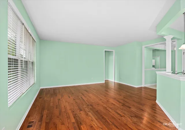 Photo 4 of Single family home for sale at 313 Prideland Dr, Shorewood, IL 60404 | MLS# 12764814 | Listing updated on 2026-09-24