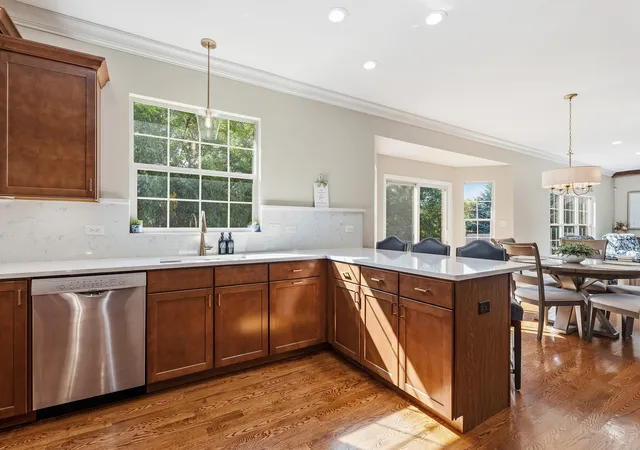 Photo 4 of Single family home for sale at 18018 S Mccabe Ln, Lockport, IL 60441 | MLS# 12764816 | Listing updated on 2026-09-24